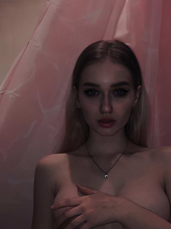 Индивидуалка Викуля, доступна для личного знакомства от 10000 руб