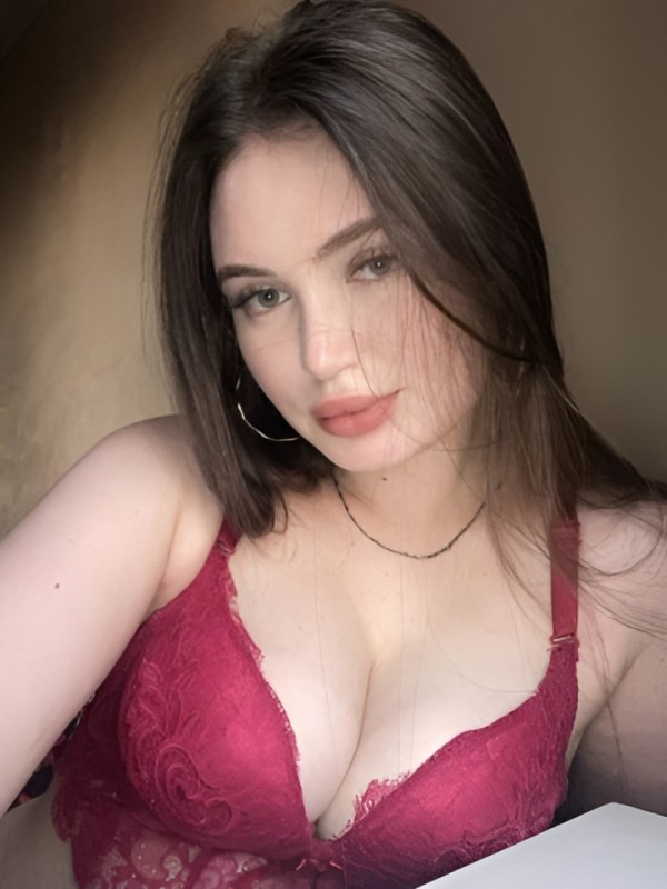 Софа привлекательная девушка из Ишима цена от 1500 руб