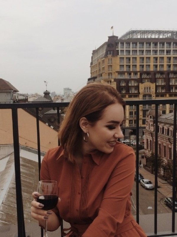 Ася привлекательная девушка из Ишима цена от 3000 руб